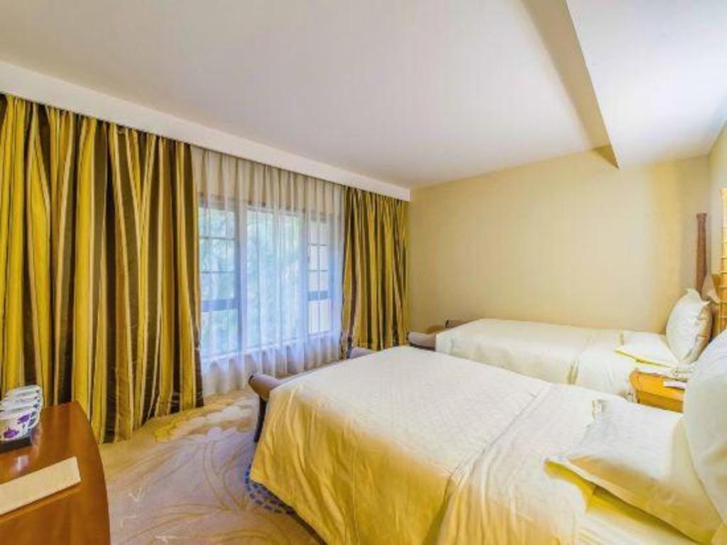 Ocean Spring Metropark Hotel Zhuhai Exterior photo