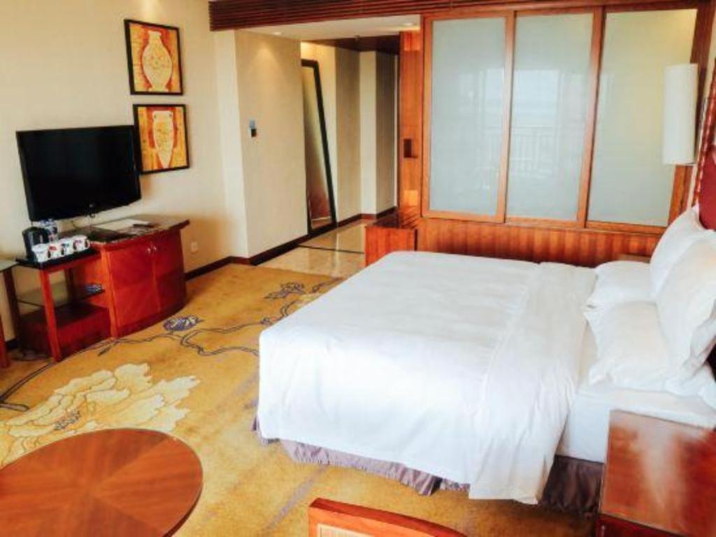 Ocean Spring Metropark Hotel Zhuhai Exterior photo