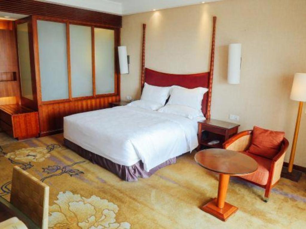 Ocean Spring Metropark Hotel Zhuhai Exterior photo