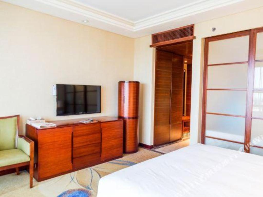 Ocean Spring Metropark Hotel Zhuhai Exterior photo