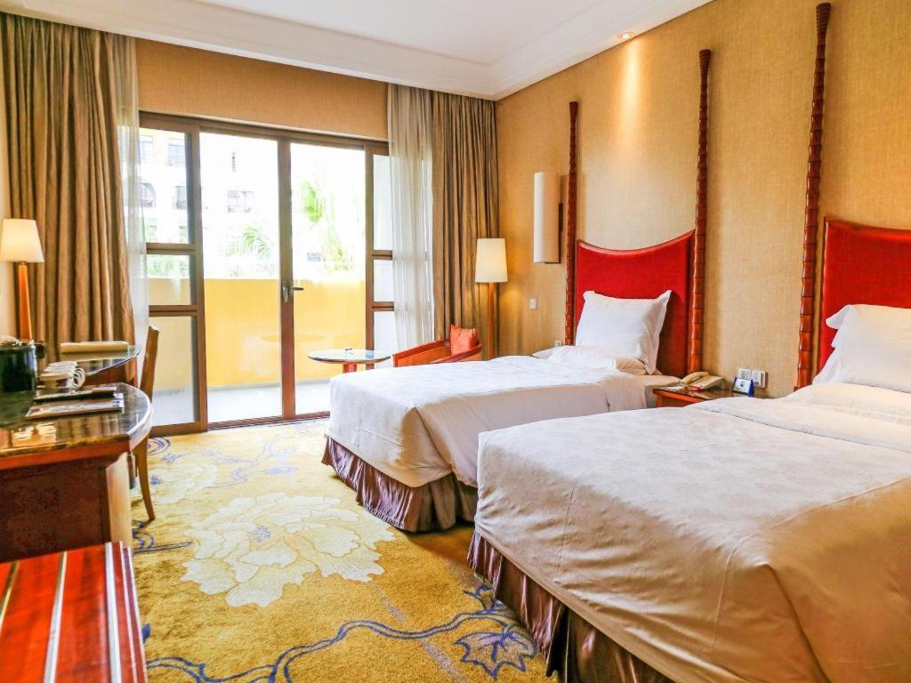 Ocean Spring Metropark Hotel Zhuhai Exterior photo